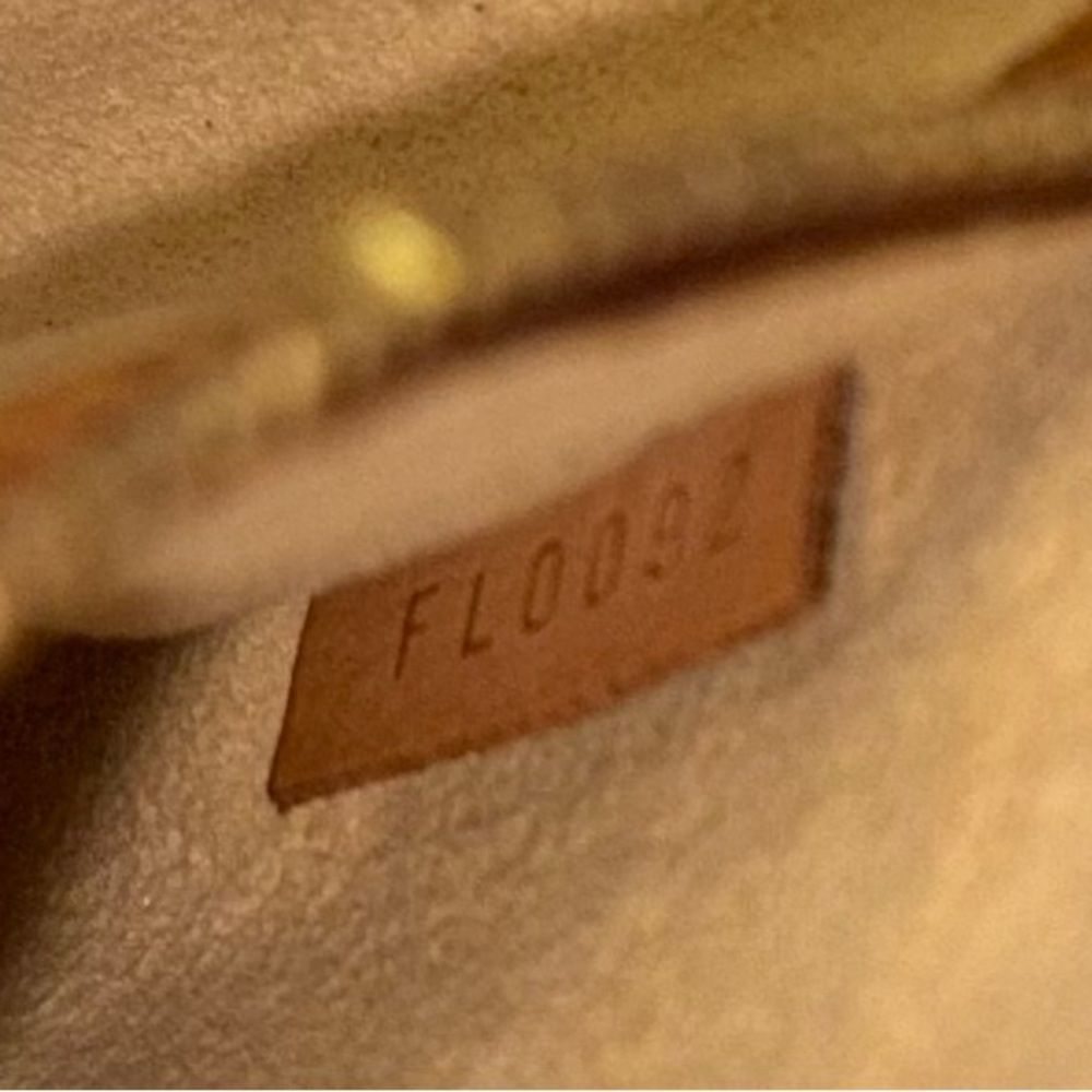 Louis Vuitton Monogram Canvas Shoulder Bag in Brown - Picture 5 of 16